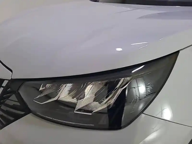 Peugeot 2008 electrique 54 kwh 156 ch — photo 11