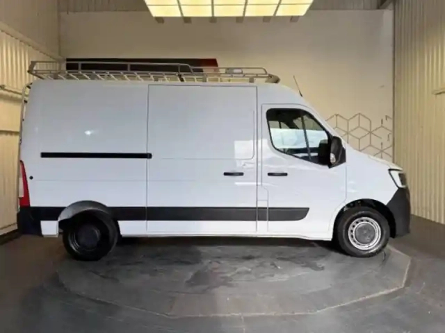 Renault Master fgn trac f3300 l2h2 dci 135 — photo 35