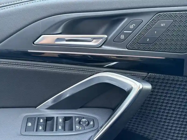 Bmw X1 sdrive 18i 136ch dkg7 — photo 22