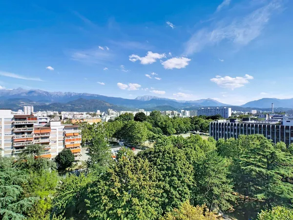 Appartement 4 pièces 80 m²