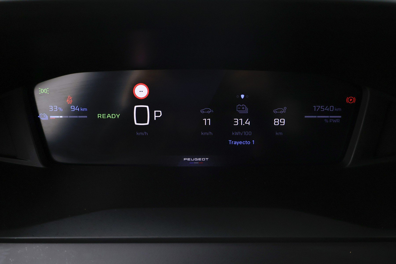 Peugeot 208 — photo 13
