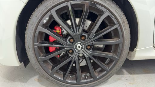 Renault Clio 1.6 Turbo 220 EDC6 - RS Trophy – 2016 – 90500 km – Essence – Boîte Automatique — photo 8