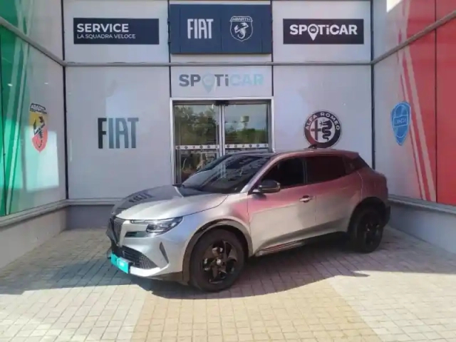 Alfa Romeo Junior 1.2 ibrida 136ch dct6