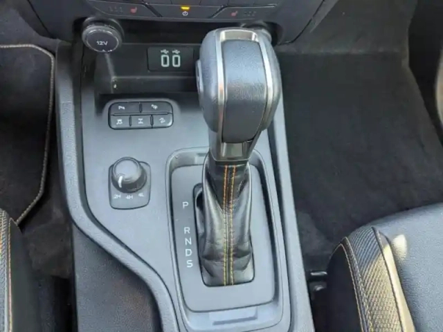 Ford Ranger 2.0 tdci 213ch super cab wildtrak bva10 — photo 12