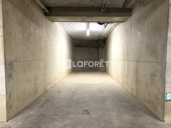 Parking 25 m²