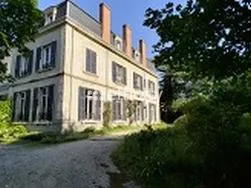 Maison 8 pièces 300 m²