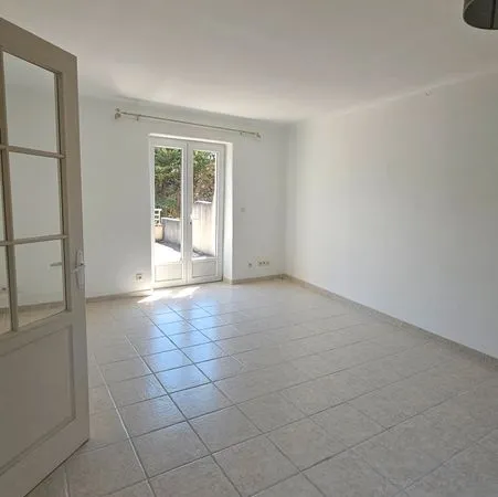 Maison mitoyenne t4 chemin de la rousse 69530 orlienas