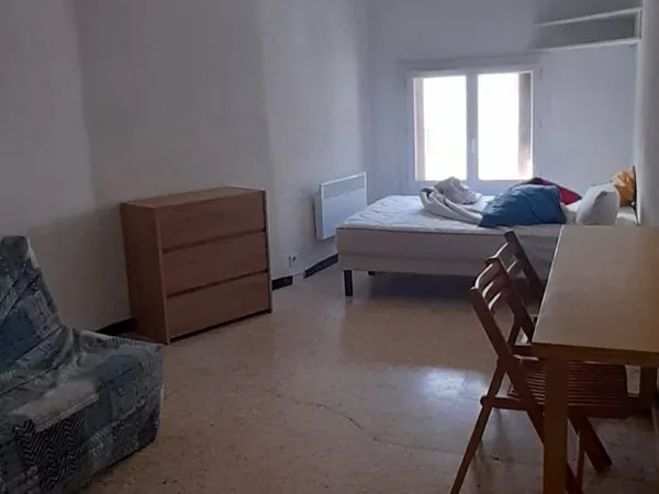 Studio 1 pièce 22 m²