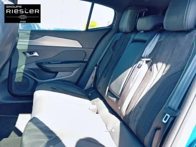 Peugeot 408 puretech 130 ch s&amp;s eat8 — photo 12