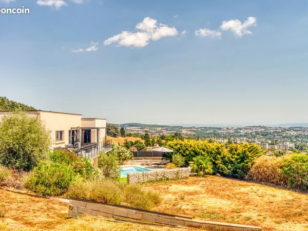 Maison 5 pièces 169 m²