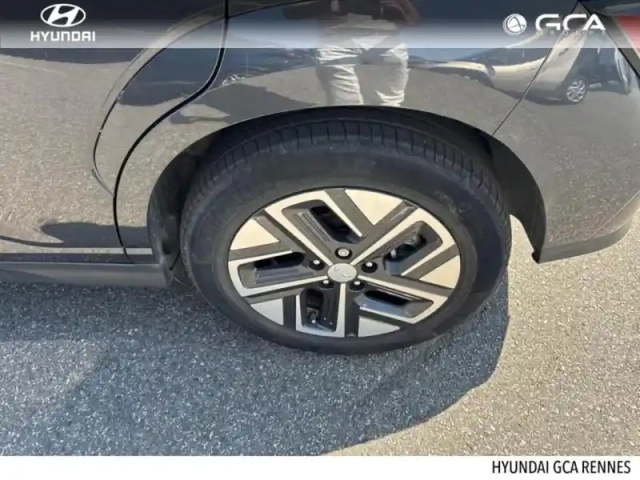 Hyundai Kona electric 64kwh - 204ch executive — photo 4