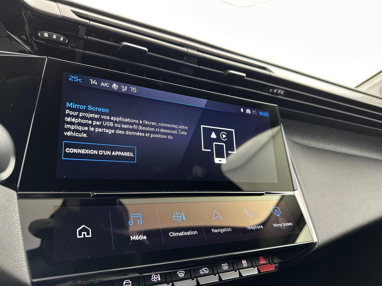 Peugeot 308 hybrid 145 e-dcs6 allure — photo 25