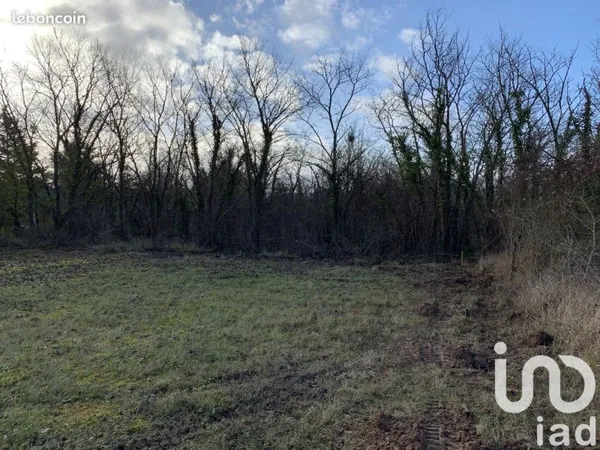 Terrain 4860 m² Misy-sur-Yonne