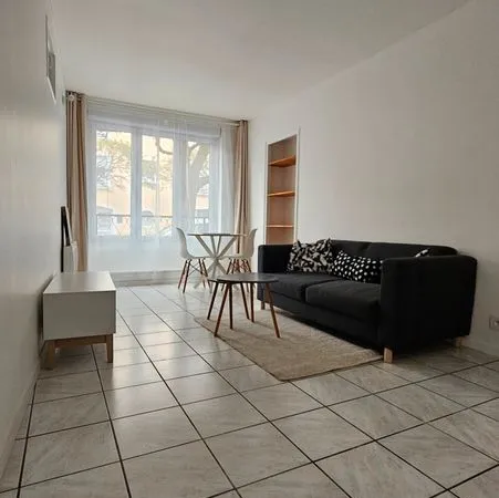 Appartement T2 meublé - Rénové, moderne et prêt à emménager
