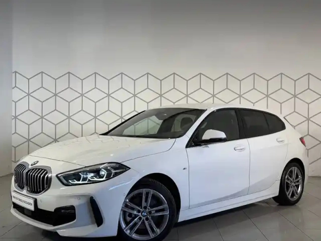 Bmw Serie 1 116i 109 ch dkg7 — photo 1