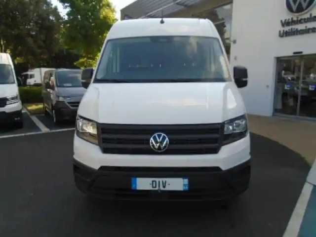 Volkswagen Crafter fg 30 l3h3 2.0 tdi 140ch business traction — photo 12