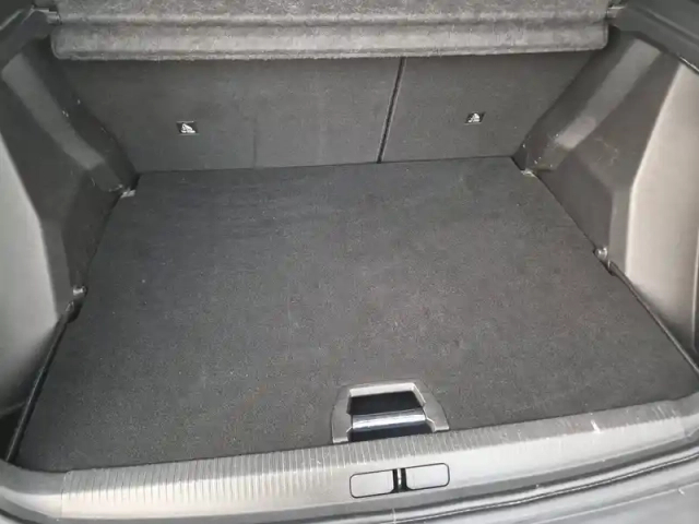 Peugeot 2008 puretech 100 s&amp;s bvm6 — photo 21