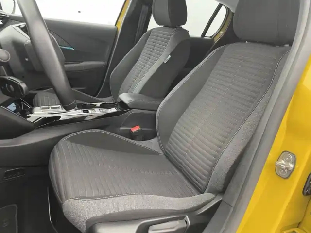 Peugeot 208 electrique 50 kwh 136ch — photo 14