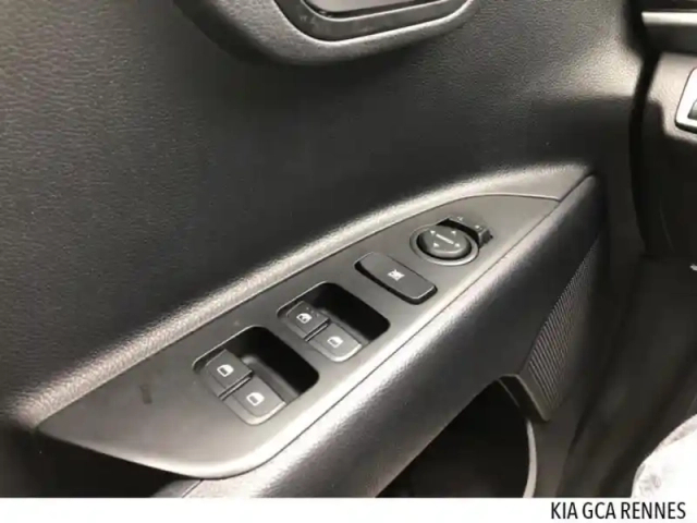Kia Stonic 1.0 t-gdi 100ch active — photo 12
