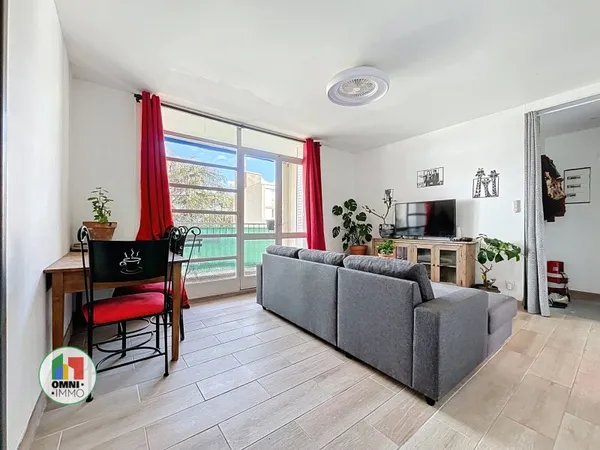 Appartement T3 de 53 m2 avec balcon proche Hôpital Lyon Sud