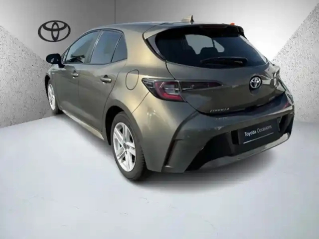 Toyota Corolla hybride 122h dynamic — photo 3