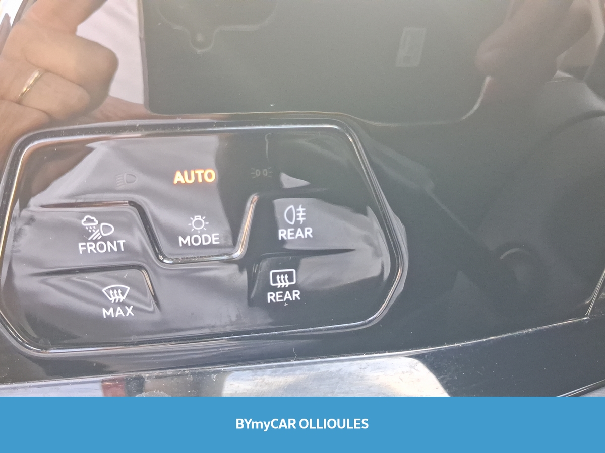 Volkswagen Golf 1.5 TSI ACT OPF 130 BVM6 — photo 18
