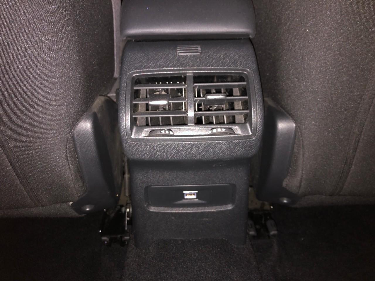 Citroën C4 bluehdi 130 eat8 plus — photo 23