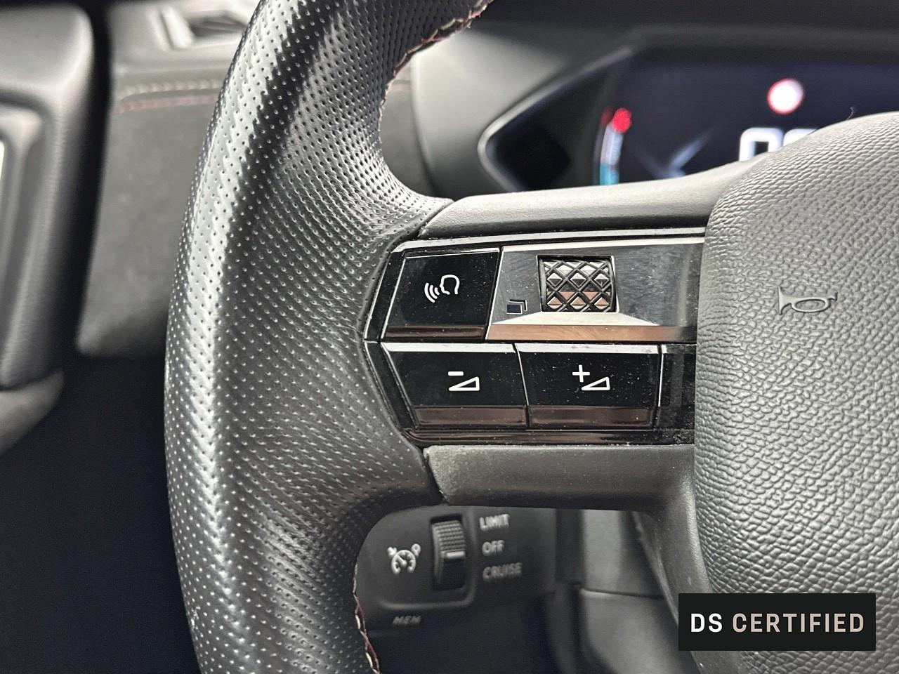 Ds Ds 3 crossback e-tense performance line+ — photo 21
