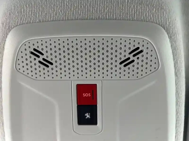 Peugeot 208 electrique 50 kwh 136ch — photo 83