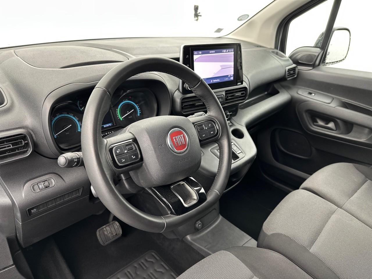 Fiat Doblo -e fourgon m 800kg electrique 100 kw batterie 50 k — photo 8
