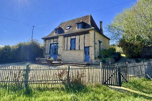 Propriété 4 pièces 105 m²