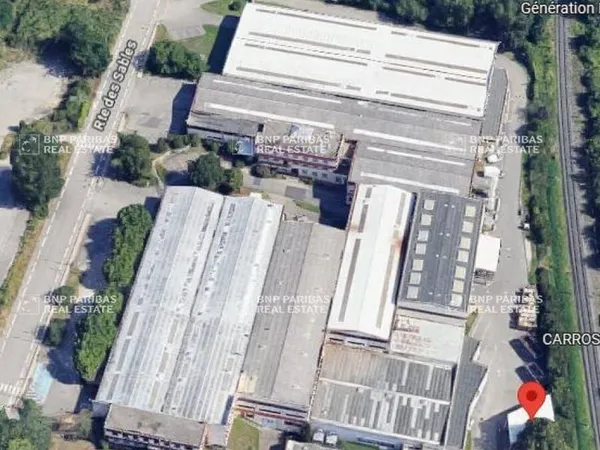 Local d'activité 15452 m²