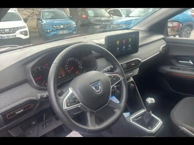 Dacia Sandero 1.0 tce 90ch confort — photo 11