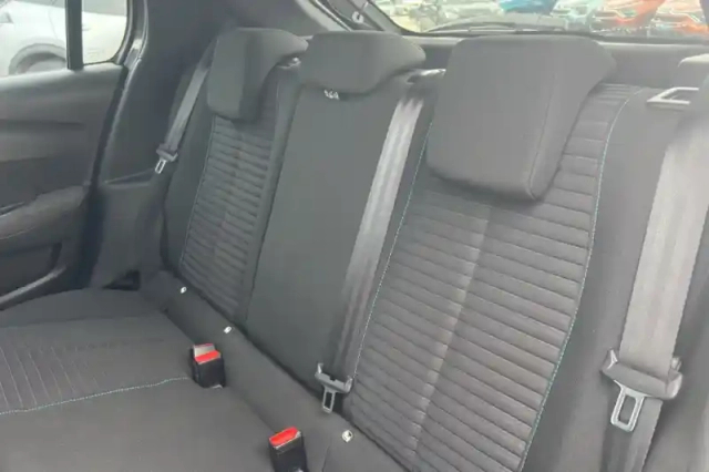 Peugeot 208 puretech 100 s&amp;s bvm6 — photo 15