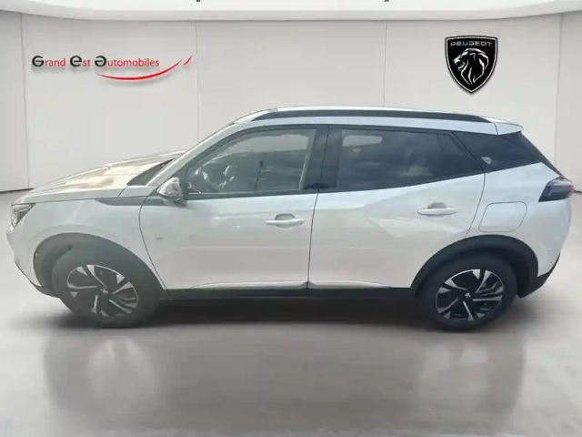 Peugeot 2008 1.2 puretech 130ch s&amp;s roadtrip eat8 — photo 2