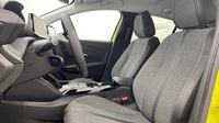 Peugeot 208 e-208 136ch 50 kWh Allure — photo 9