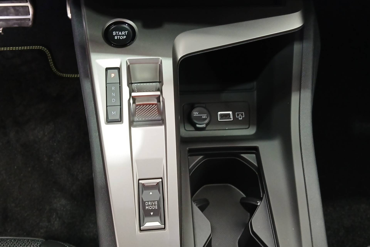 Peugeot 308 — photo 19