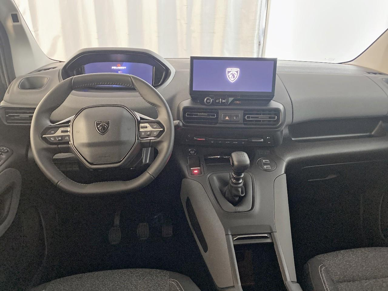 Peugeot Rifter m diesel 100 ch manuelle 5pl allure — photo 8
