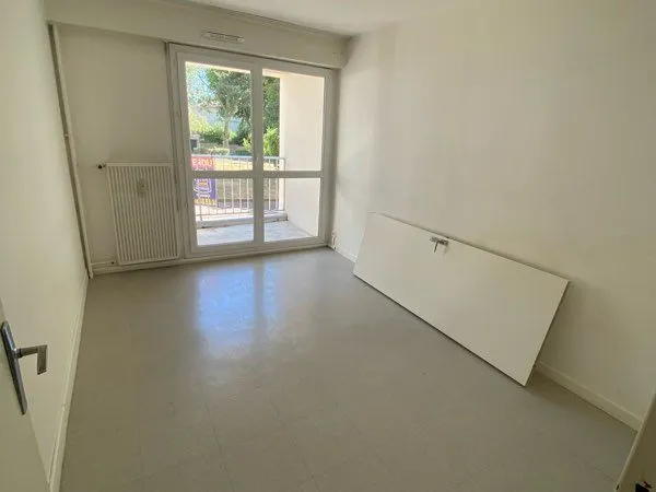T3 70m2. Cuisine equipée