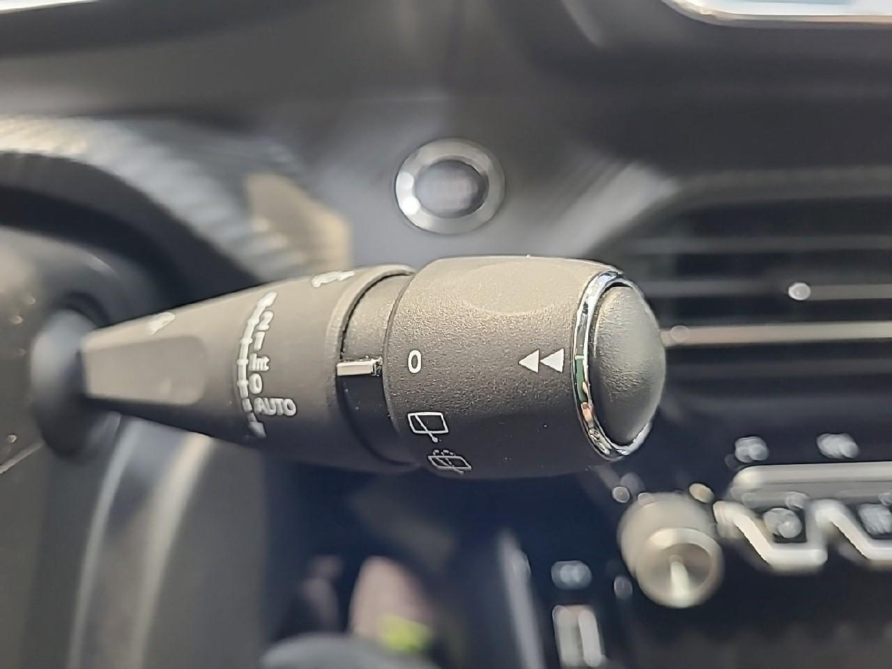Peugeot 208 puretech 100 s&s bvm6 allure — photo 21