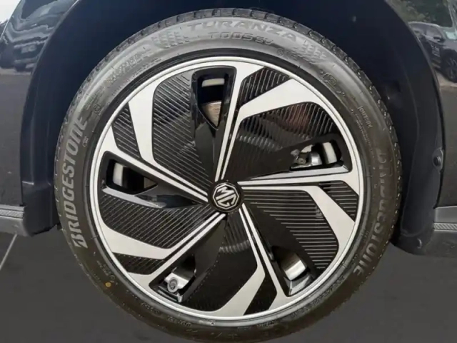 Mg Mg4 premium 64kwh 140kw — photo 20