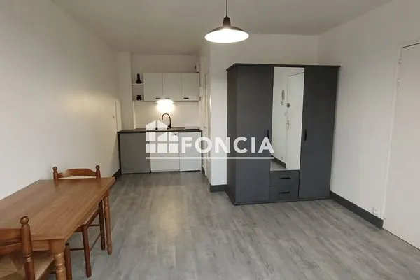 Studio 1 pièce 19 m²