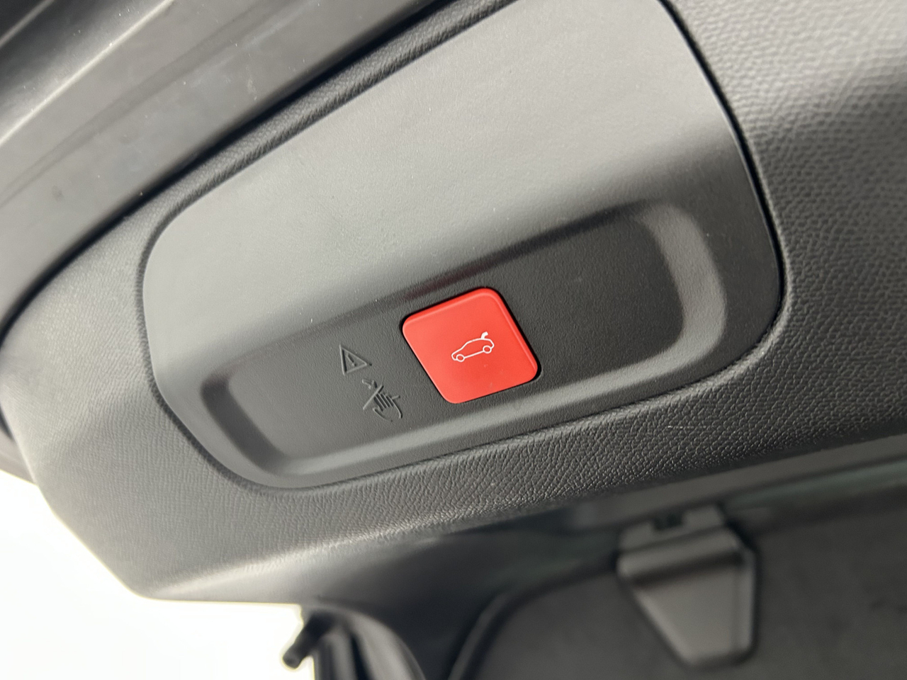 Peugeot 408 — photo 30