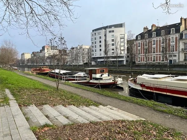 Bel appartement au calme au coeur du Mail F.Miterrand - Garage séurisé