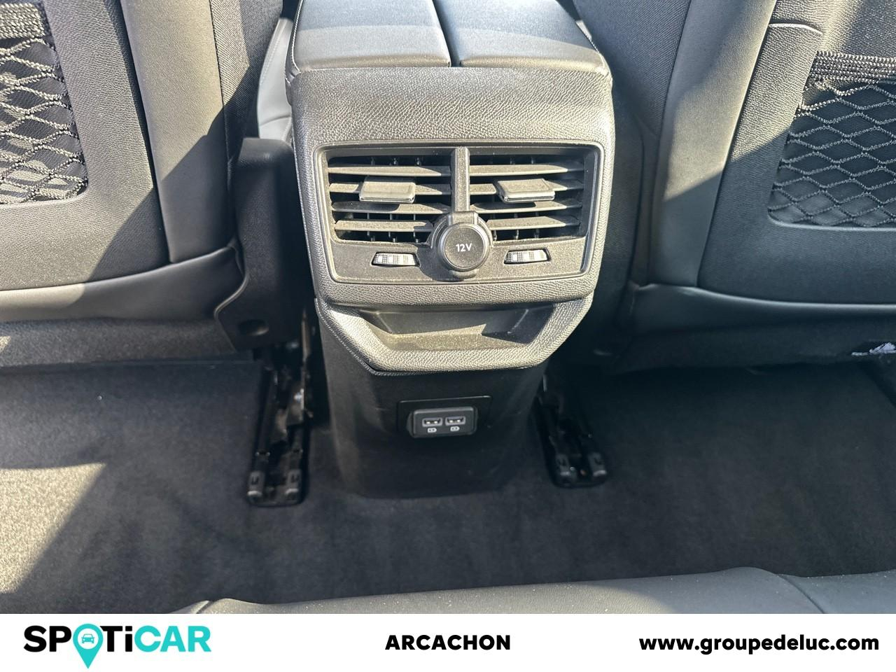 Peugeot 3008 1.2 puretech 130ch s&s gt pack eat8 — photo 17