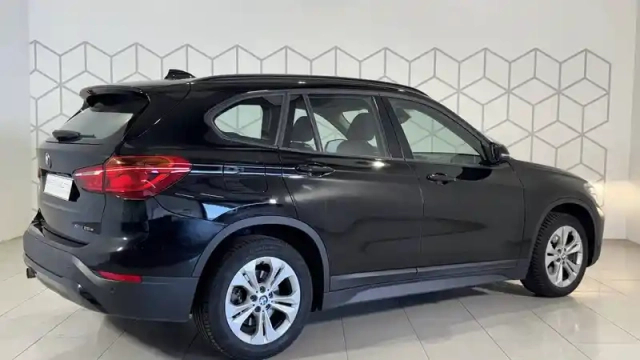 Bmw X1 xdrive 25e 220 ch bva6 — photo 4