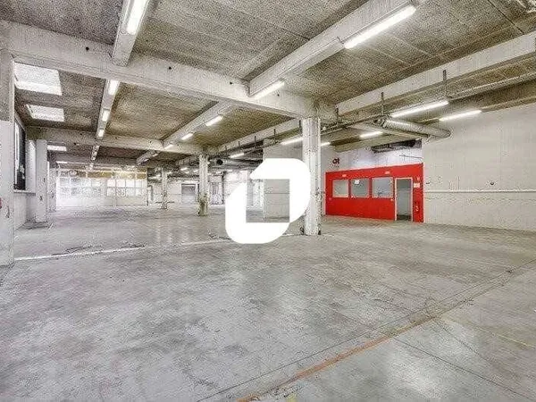 Local d'activité 1400 m²
