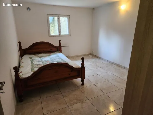 Loue 3 chambres pour étudiants dans appartement neuf