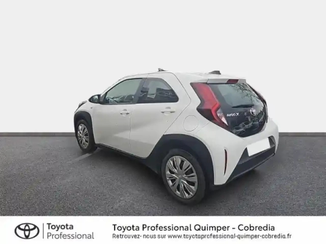 Toyota Aygo X 1.0 vvt-i 72ch dynamic my23 — photo 2