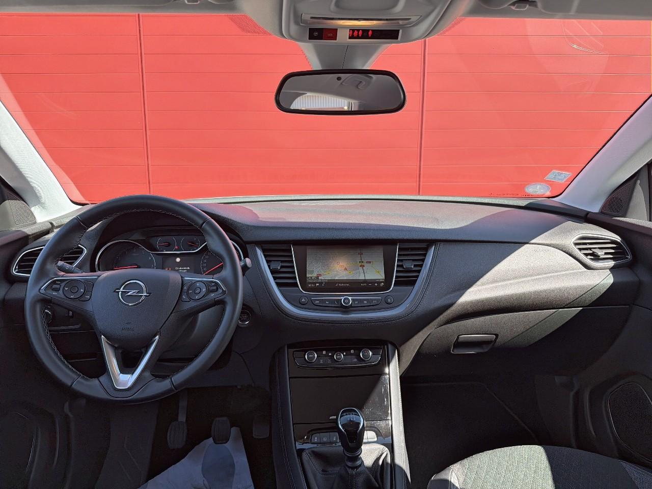 Opel Grandland x 1.2 turbo 130 ch elite — photo 8